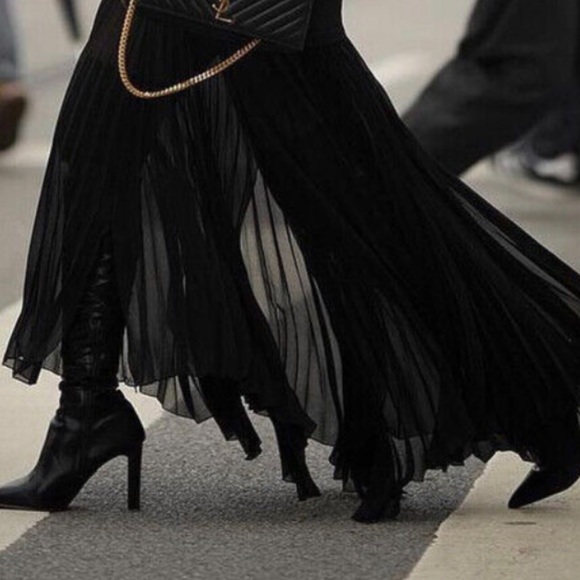 Zara Dress - Picture 3 of 5